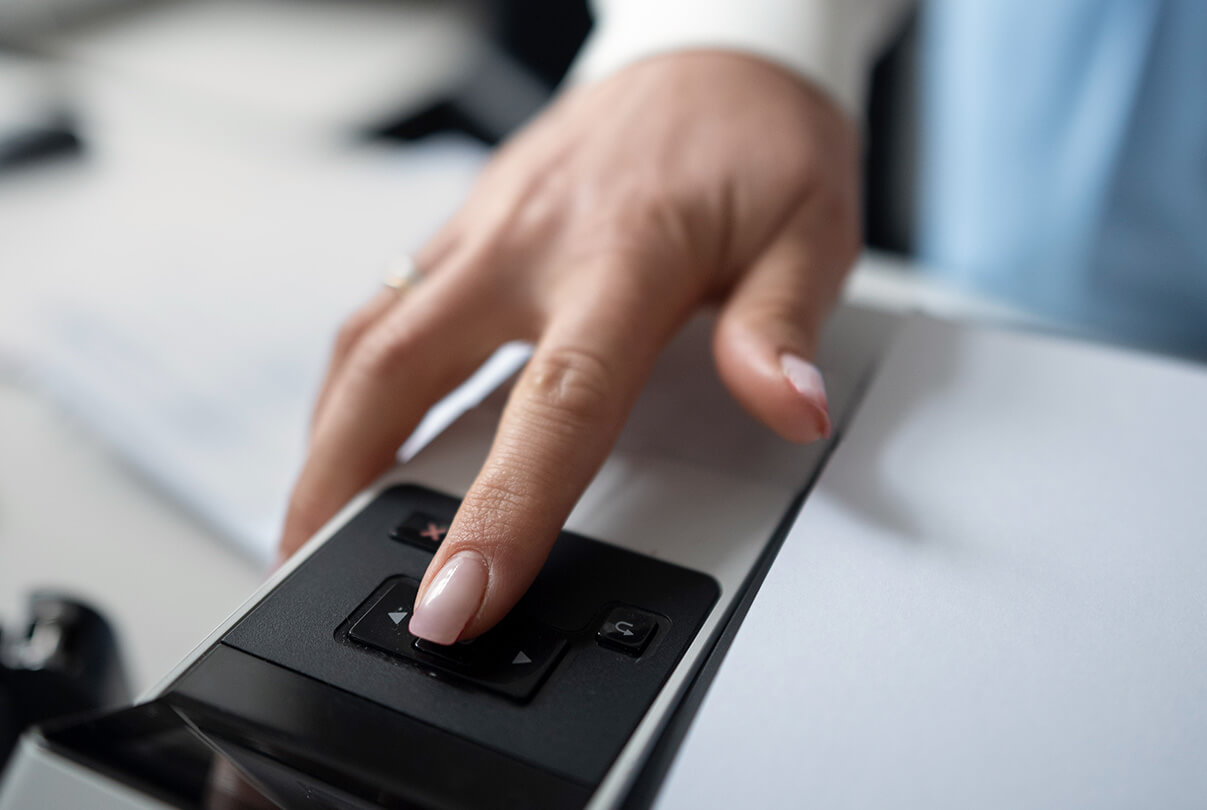 AAG Solutions and Trading